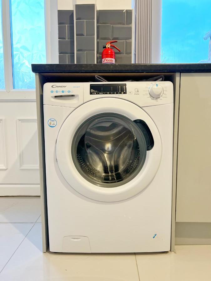 Cheerful 3 Bedroom Home With Netflix And Wi-Fi 米德尔顿 外观 照片
